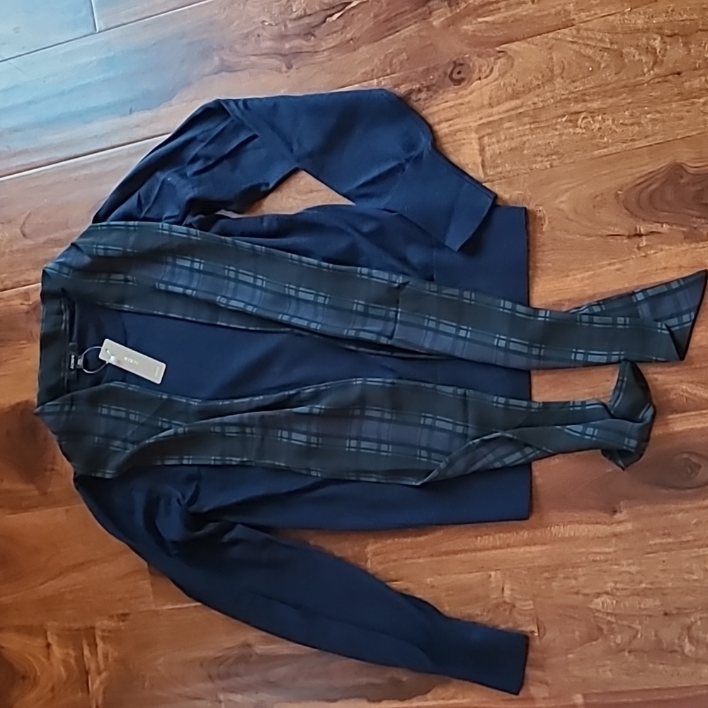 🎉Host Pick🎉 J Crew Merino mockneck sweater with tartan scarf tie - Picture 3 of 11